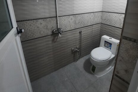 واحد طبقه همکف در روستای داخل بالا