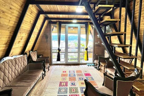 کلبه سوئیسی دوبلکس سهیل در لاهیجان