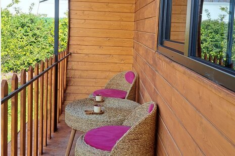 کلبه کپسولی تکخواب بلوط در رامسر