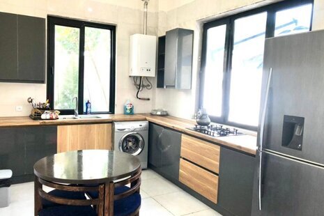 ویلا دو خواب استخردار سایه در چهارباغ