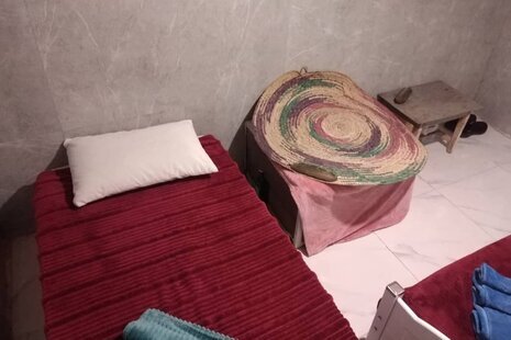 واحد قصرسرخ در اقامتگاه بومگردی هرمز