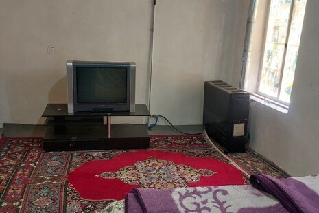 سوئیت مبله طبقه اول در خیابان کارگر جنوبی