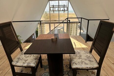 کلبه سوئیسی دوبلکس تکخواب نارنجستان در بندر انزلی