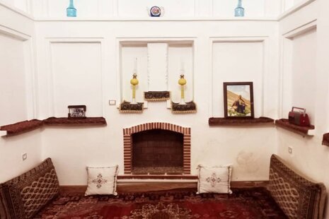 اتاق 1 شاهنشین در بومگردی سمنان