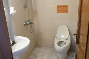 سوئیت 25 متری شروین واحد 4 در اصفهان