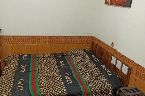 خانه ویلایی دو خواب استخردار در باغ بهادران