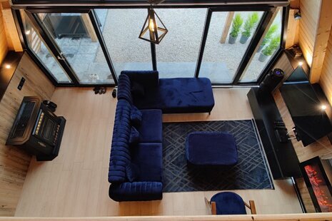 کلبه سوئیسی دوبلکس ساحلی ٱلا در نور