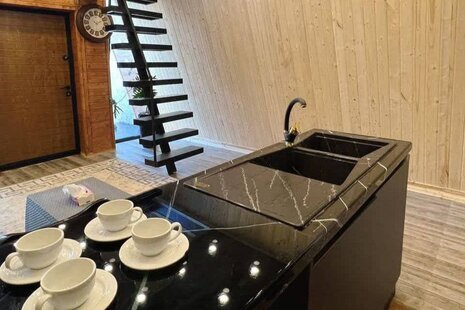 کلبه سوئیسی  استخردار سه خواب 2 در چمستان