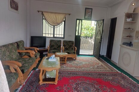 واحد مبله تکخواب در طبقه همکف ویلا در تنکابن