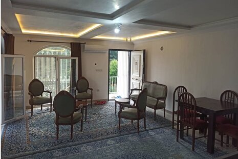 واحد تک خواب در طبقه دوم ویلا ژینو رضوانشهر