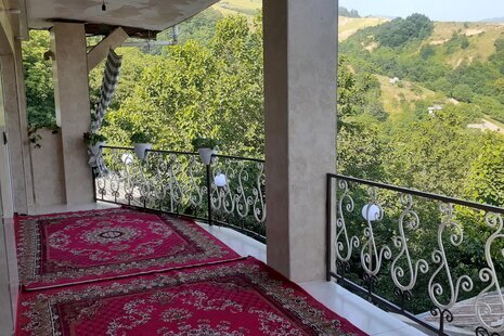 ویلا دوخواب گل سرخ در علی آباد