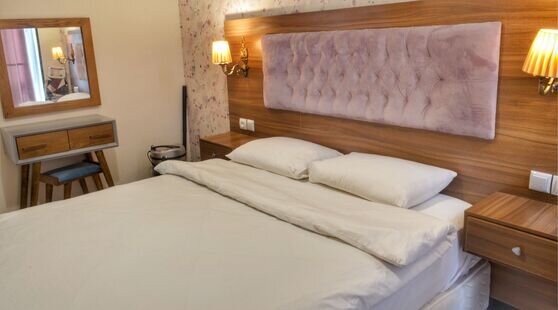 آپارتمان مبله دو خواب در محدوده فاطمی