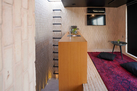 سوئیتVIPدر خانه مسافر در اصفهان