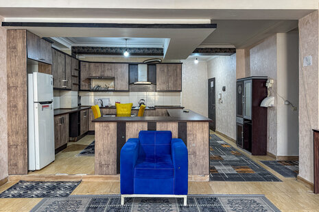 آپارتمان مبله دوخواب 1  امید یک در قشم