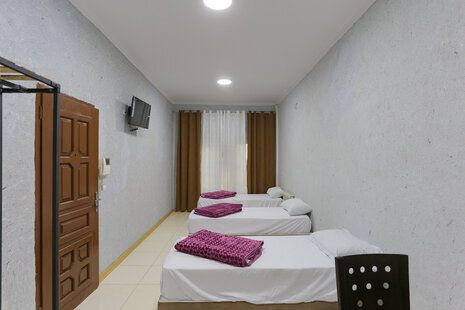 واحد تکخواب پنج نفره VIP 203 در مسافرخانه میدان فردوسی