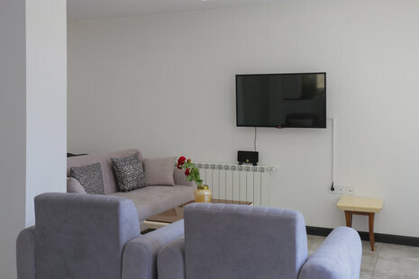 سوئیت مبله دوم در شریعتی