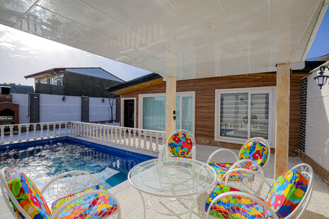 ویلا دو خواب استخرآبگرم رُز در کردان