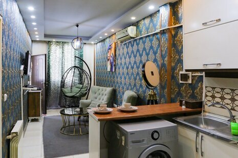 آپارتمان مبله تکخواب طبقه سوم در خیابان جی