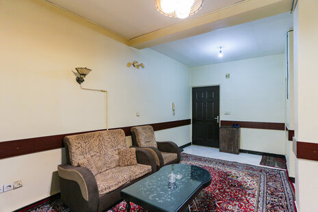 آپارتمان تکخواب راه پیما 28 در خیابان امام خمینی