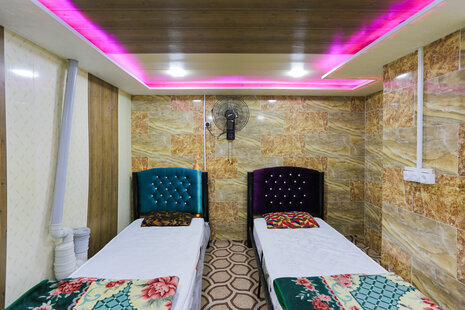 اتاق ناخدا در بومگری بندر لافت