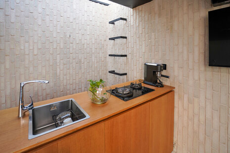 سوئیتVIPدر خانه مسافر در اصفهان