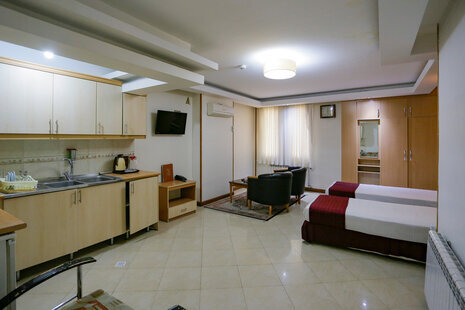 اتاق (4نفره) در هتل آپارتمان در مشهد