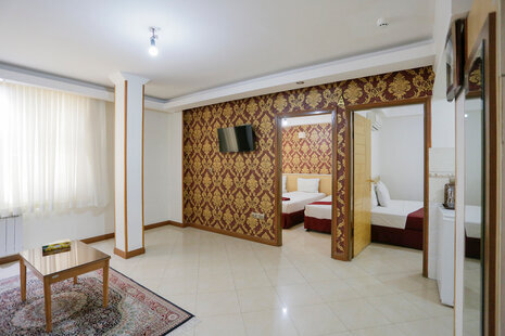 واحد دوخواب 5نفره درهتل آپارتمان درمشهد