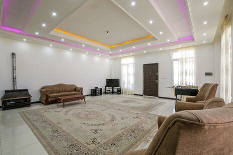 ویلا استخردار روبازدر سنقرآباد چهارباغ