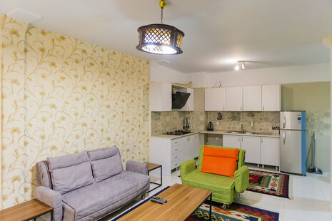 آپارتمان مبله دوخواب جنوبی در شهرک غرب