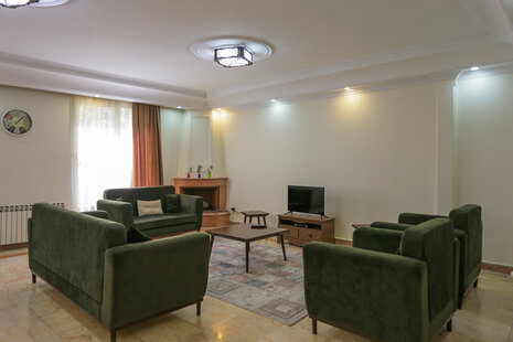 آپارتمان مبله طبقه دوم در ونک