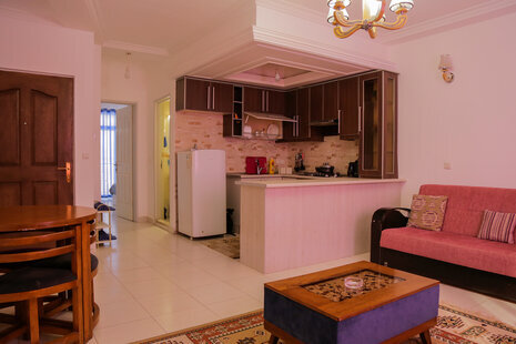 آپارتمان مبله یک خواب درمیرمهنا کیش دنج 13