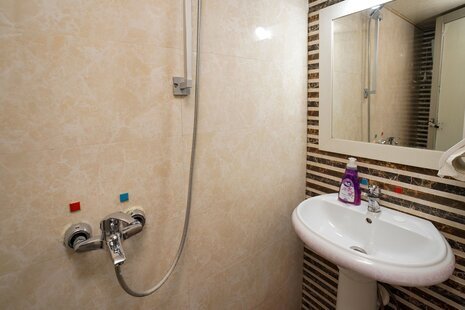 سوئیت (3) در خانه مسافر اصفهان