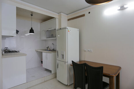 آپارتمان تکخواب مبله گلشن 3 در تهران