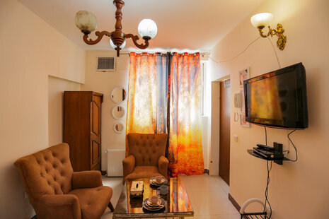 سوئیت مبله 30 متری 3 در خیابان پلیس