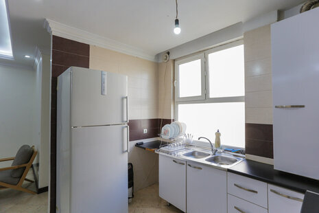 آپارتمان مبله تکخواب زرتشت 15 در خیابان ولیعصر