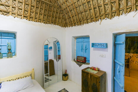 اتاق دریا 1در اقامتگاه بومگردی قشم