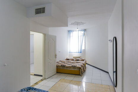 آپارتمان مبله تکخواب کوروش مال 6 در ستاری