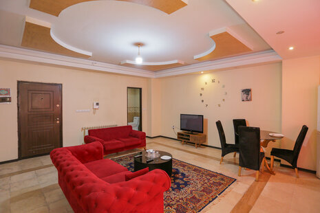 آپارتمان مبله طبقه دوم در باغ فیض