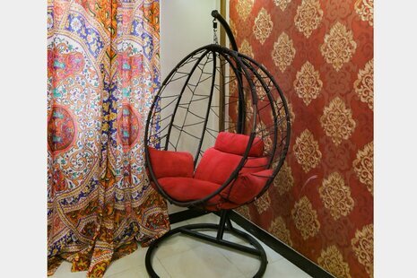 آپارتمان مبله تکخواب طبقه اول در خیابان جی