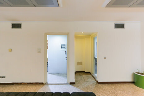 آپارتمان سه خواب لوکس در جردن 12