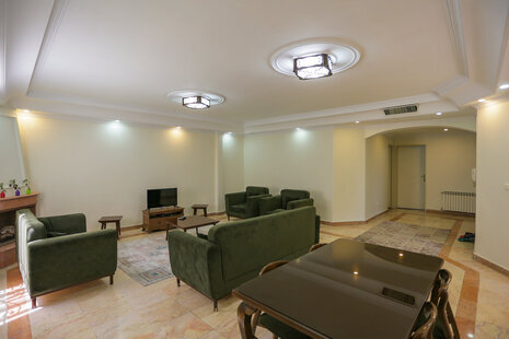 آپارتمان مبله طبقه دوم در ونک