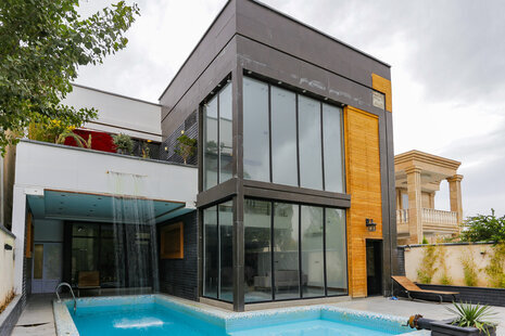 ویلا دوبلکس استخردار اسپرلوس 3 در کردان