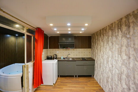 آپارتمان مبله دوخواب جکوزی دار1 در اقدسیه