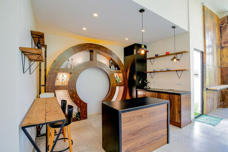 ویلا دوبلکس سه خواب مبله در چهارباغ