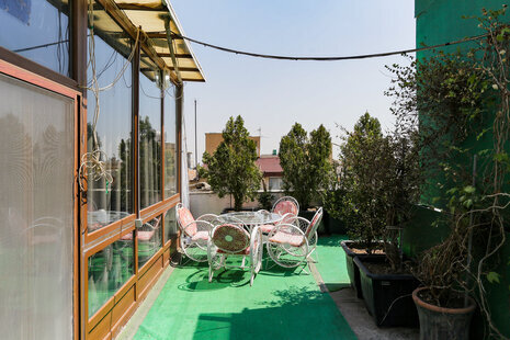 سوئیت مبله روف گاردن دار در سعادت آباد