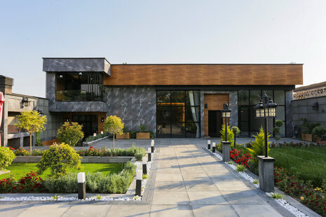 ویلا دوخواب مستر استخر آب گرم نیما در چهارباغ