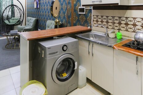 آپارتمان مبله تکخواب طبقه سوم در خیابان جی