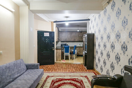 آپارتمان مبله تکخواب 9  امید یک در قشم