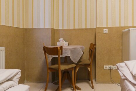 اتاق 303 صدریه در مهمانپذیر میدان خراسان