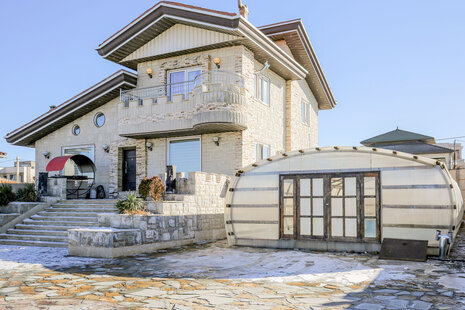 ویلا دوبلکس استخردار روباز سه خواب در شهرک زعفرانیه